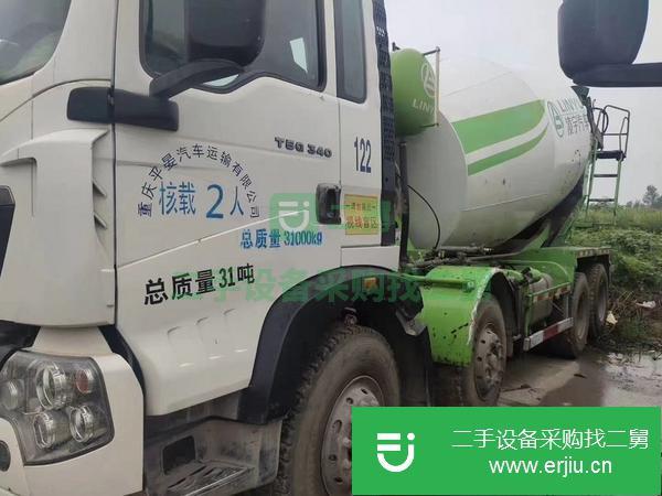 山東出售二手十二方豪沃?jǐn)嚢柢嚕奋嚊r，包提檔過戶