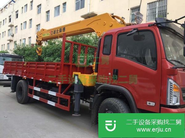 湖北出售二手東風(fēng)6.3噸吊車,玉柴160馬力,法士特8檔變速箱,3.6噸前橋,9噸后橋,280三層大梁,10.00R20鋼絲胎