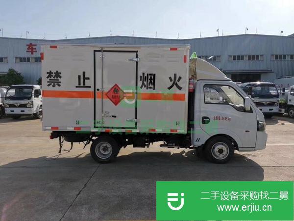 甘肅出售二手東風途逸易燃液體運輸車