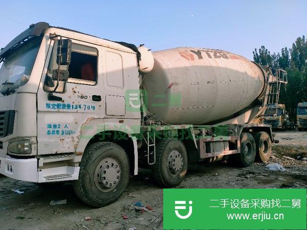 內蒙古出售二手10年豪沃攪拌車大18方