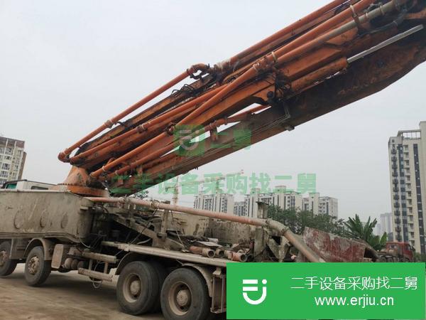 湖南出售二手13年中聯奔馳52米泵車