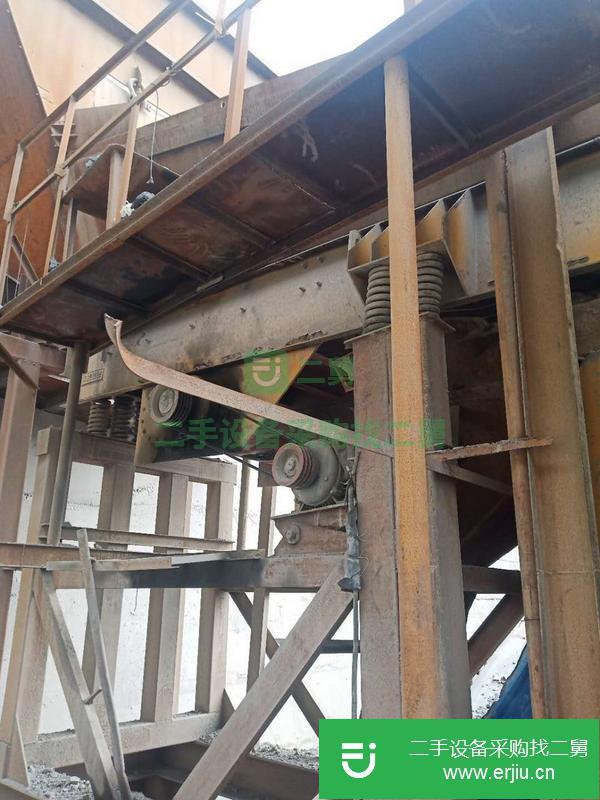 貴州出售二手石子破碎機，帶給料機電機起動柜