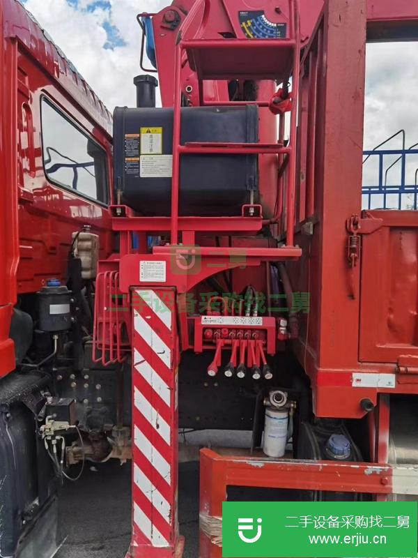 湖北出售二手精品8噸三環(huán)吊車，玉柴220馬力