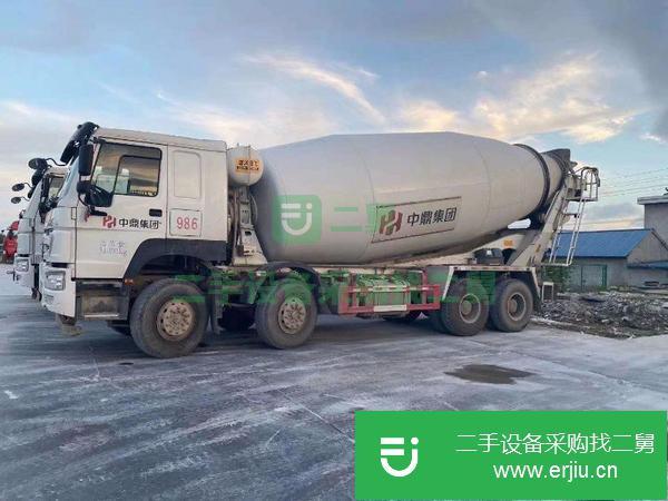 福建出售二手豪沃鴻達大20方攪拌車