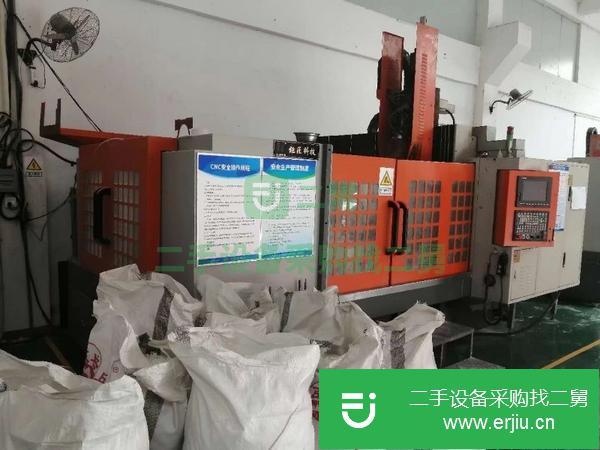 江蘇出售二手雕刻機，新代系統、24000轉