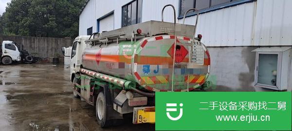 湖北出售二手東風多利卡5噸油罐車