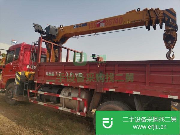 天津出售精品二手東風吊車，上裝徐工12噸吊機
