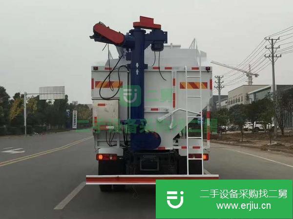山東出售二手散裝飼料運(yùn)輸車(chē)可以分期