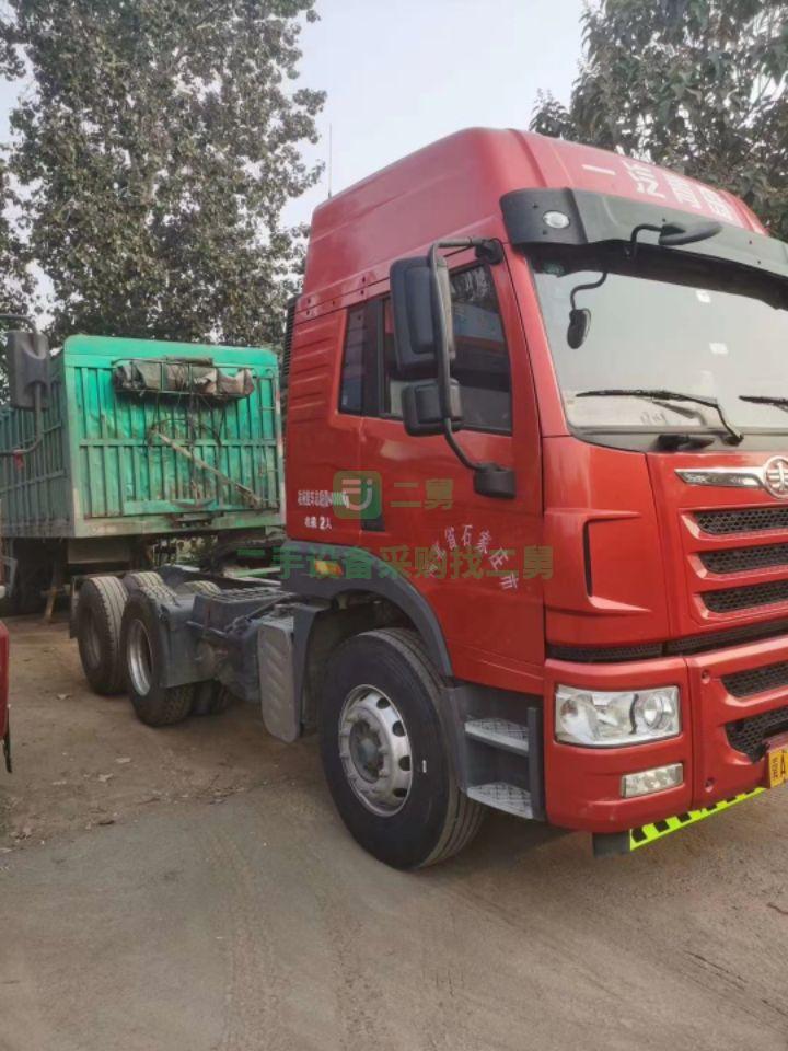 出售兩年一個月捍衛400帶全保險牽引車，車況精品