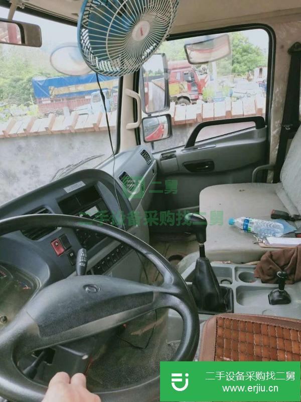 江西出售二手12噸隨車吊東風(fēng)底盤