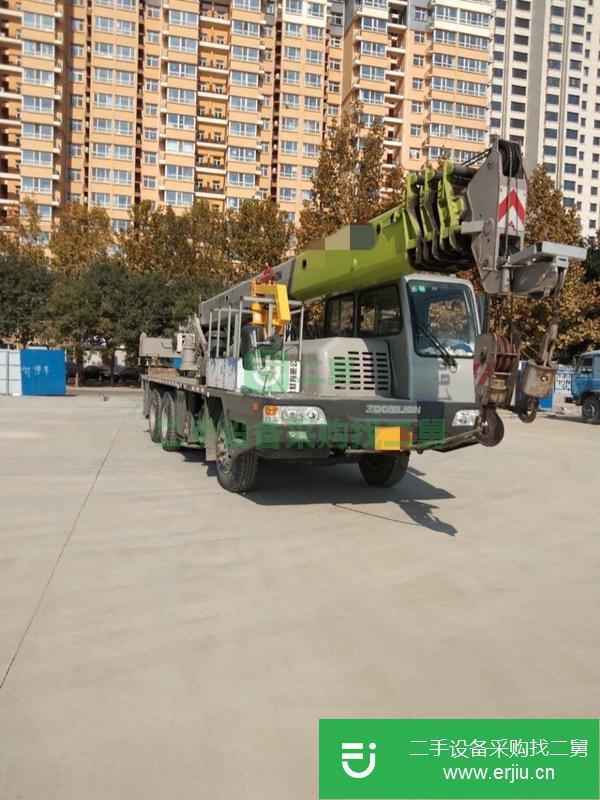 山東出售二手中聯(lián)12噸吊車