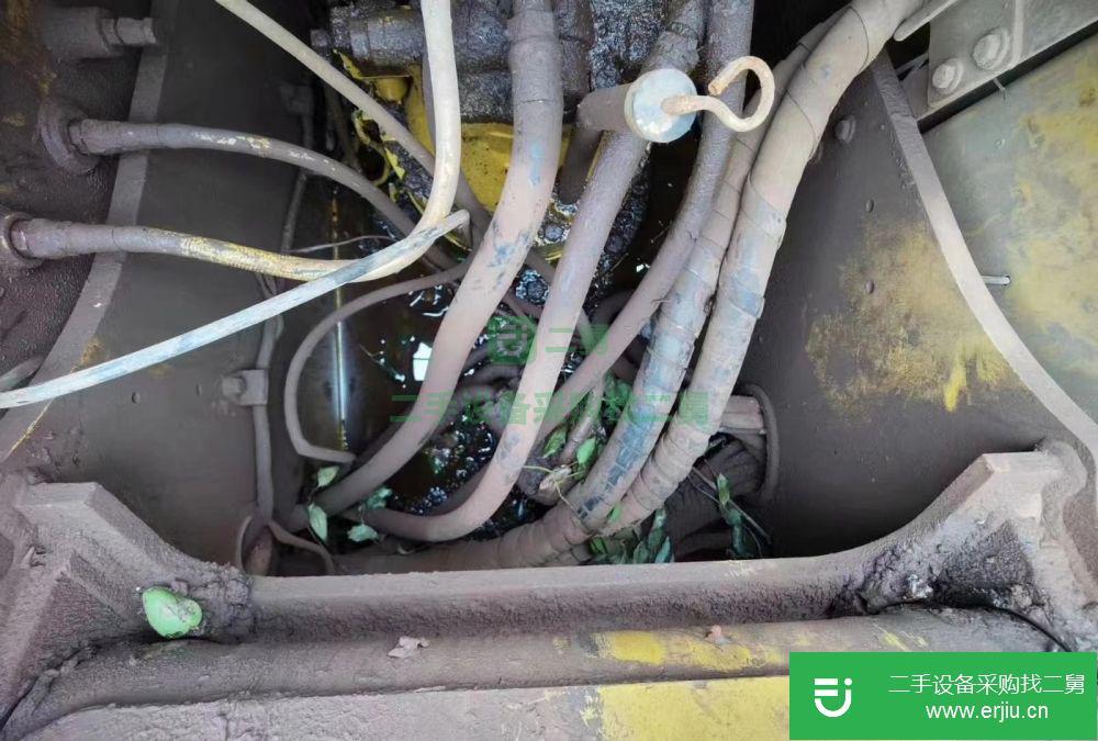 江蘇出售二手卡特彼勒320BU挖掘機