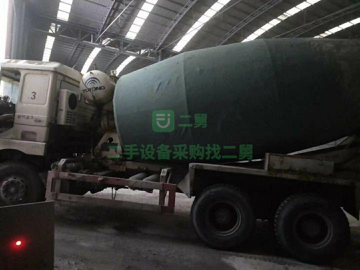 出售德龍大12方攪拌車個人戶，可以協(xié)議，可以過戶