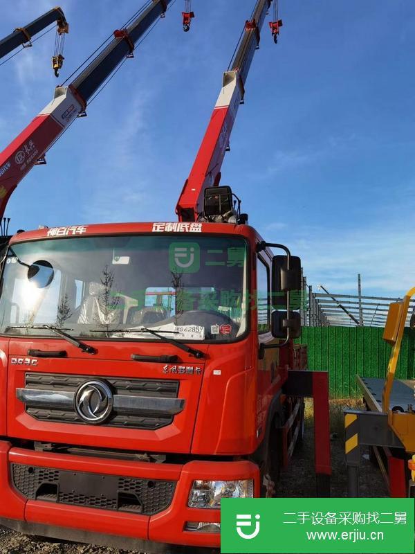 湖北出售二手東風多利卡八噸吊車