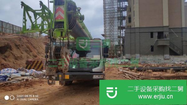 云南出售二手17年12月,國五中聯251V汽車吊