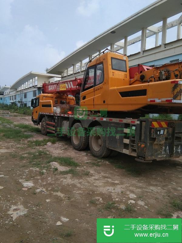 山東出售二手三一吊車25噸5節臂，手續齊全,原車原版
