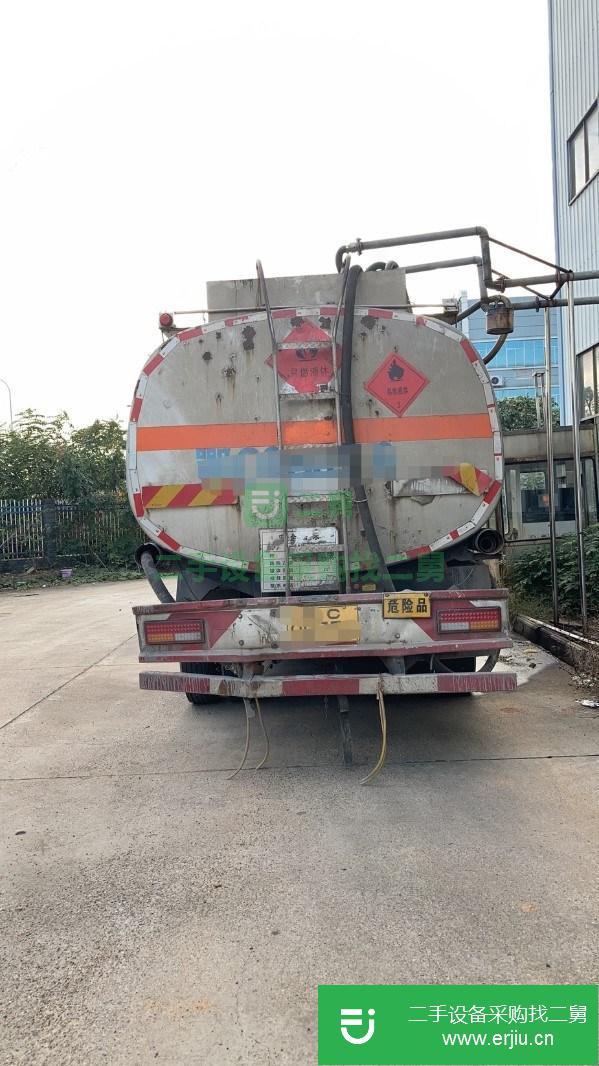 湖南出售二手東風商用小三軸油罐車