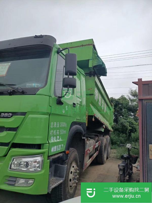 山東出售二手18年后八輪豪沃自卸車