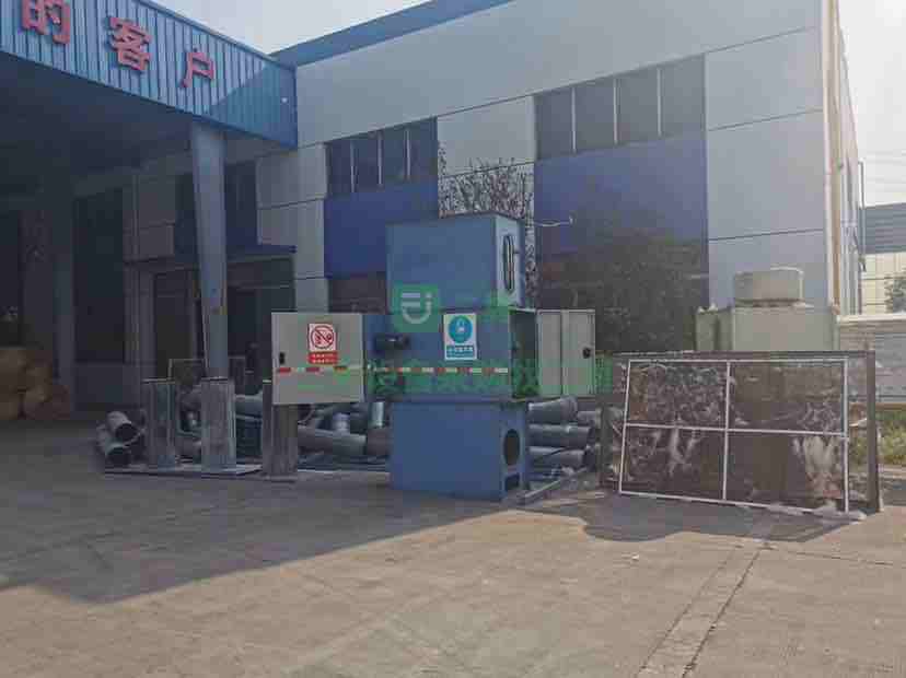 出售二手水刺無(wú)紡布2米半交叉設(shè)備