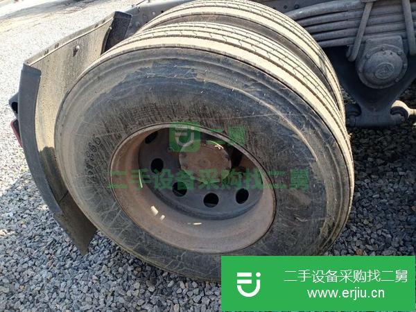 山東出售二手豪沃牽引車 國五排放