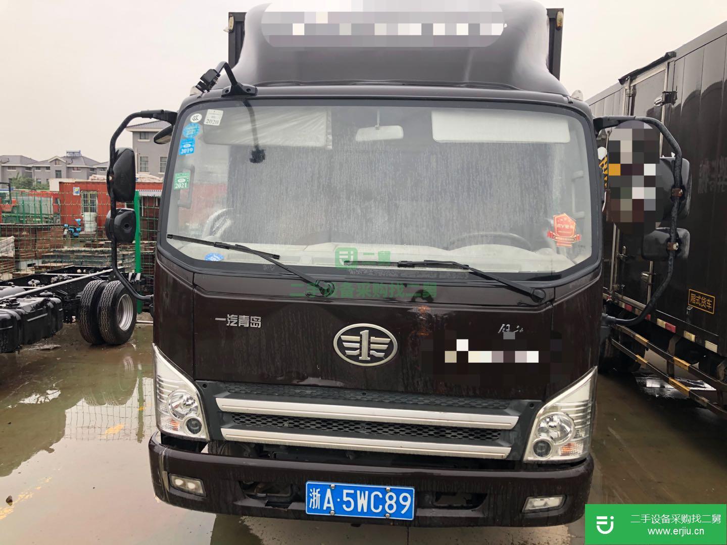 上海出售二手青島解放箱式貨車
