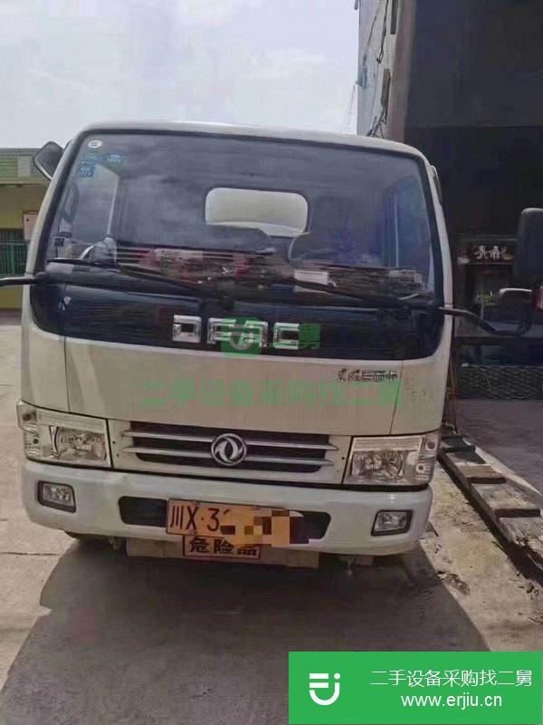 廣東出售二手5噸油罐車，全國異地年審