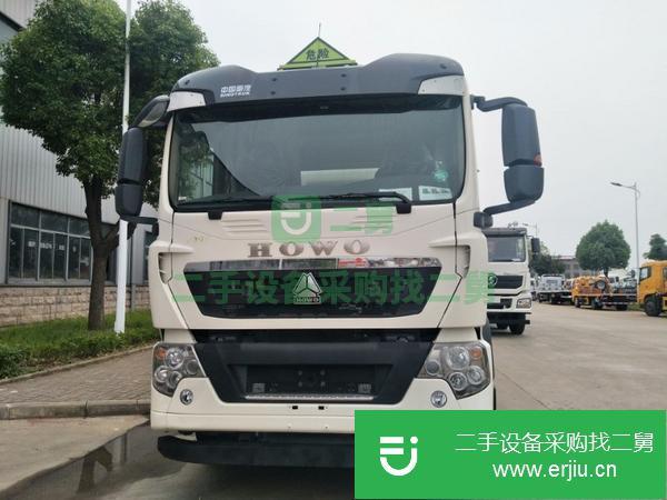 寧夏出售二手柳汽小三軸15噸油罐車(chē)