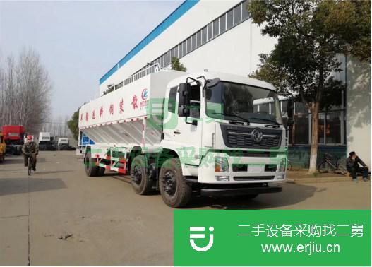 湖北出售二手散裝飼料運(yùn)輸車(chē)