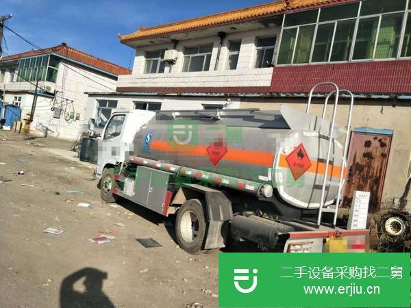 貴州出售二手5噸東風(fēng)多利卡油罐車