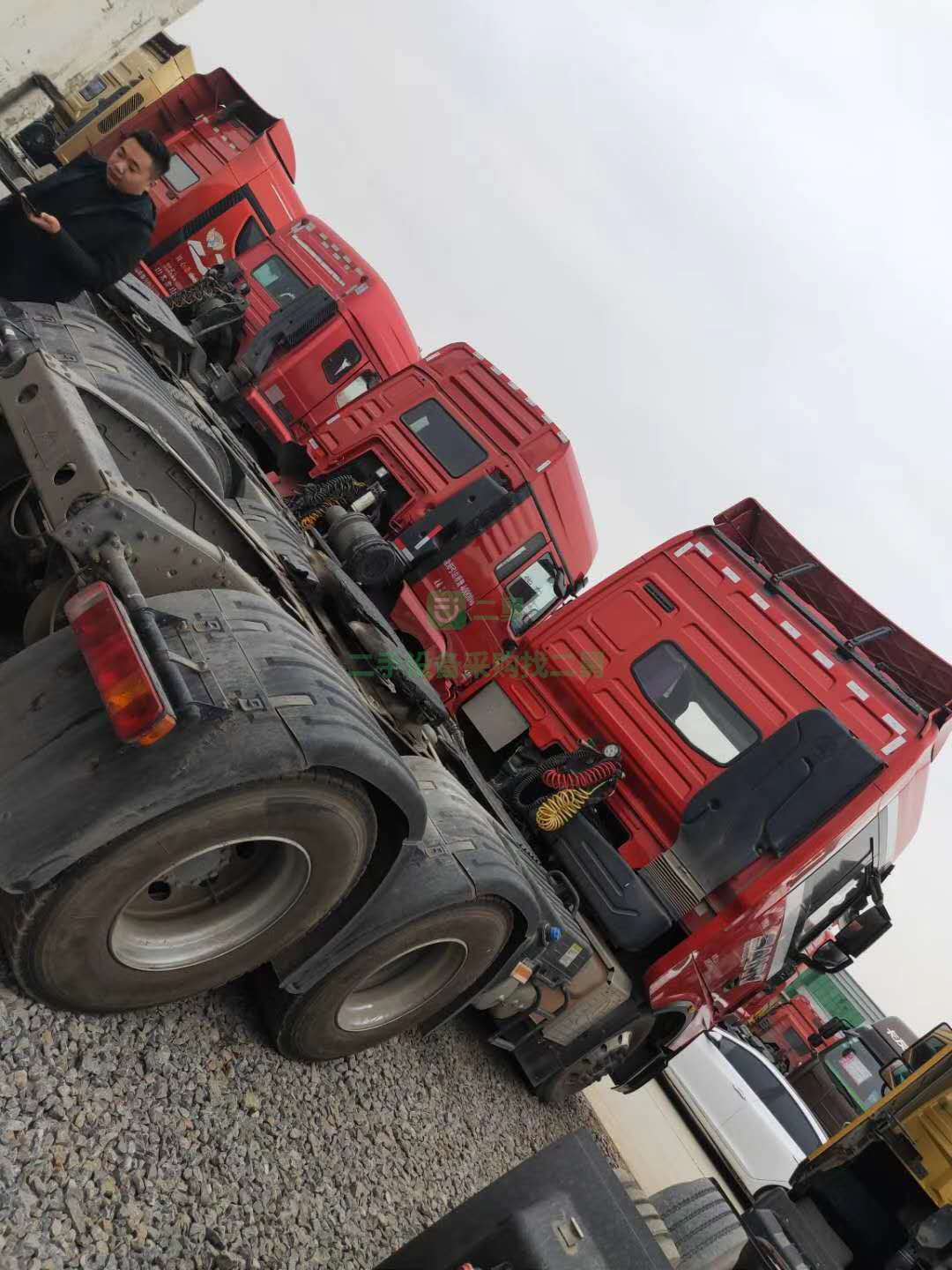 出售三一英杰版牽引車19年10月上戶，國(guó)五，雙驅(qū)輕體，500馬力