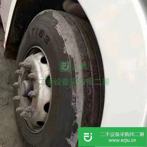 河北出售二手歐曼前四后四貨車,九米六廂式快遞專用車。