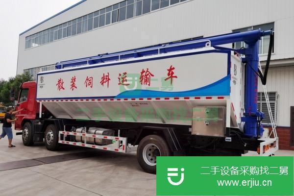 湖北出售二手陜汽軒德小三軸散裝飼料運輸車