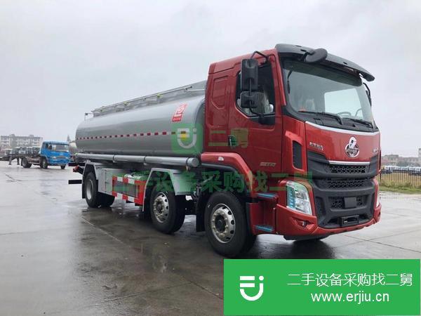 湖北出售二手柳汽小三軸洗井液運輸車
