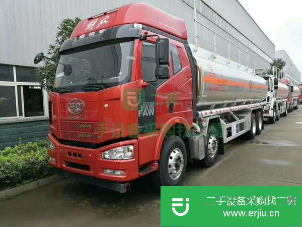 吉林出售二手解放前四后八油罐車 手續齊全
