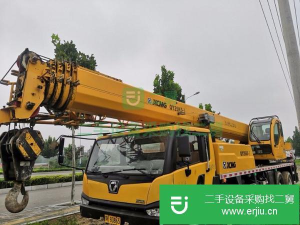 河南出售二手徐工吊車，年檢同步剛買的保險，全車無漏油電腦好，法士特8檔箱   車況很好