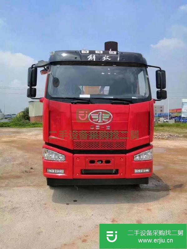 湖北出售二手解放前四八吊車 上裝徐工14噸吊機
