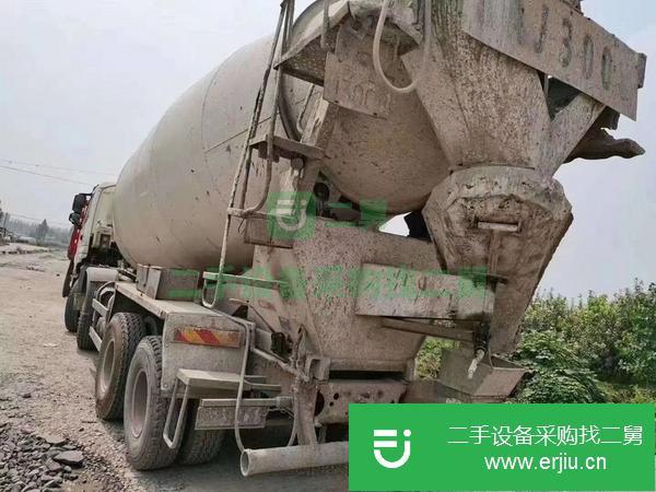 江蘇出售二手14年9月國四大18方攪拌車