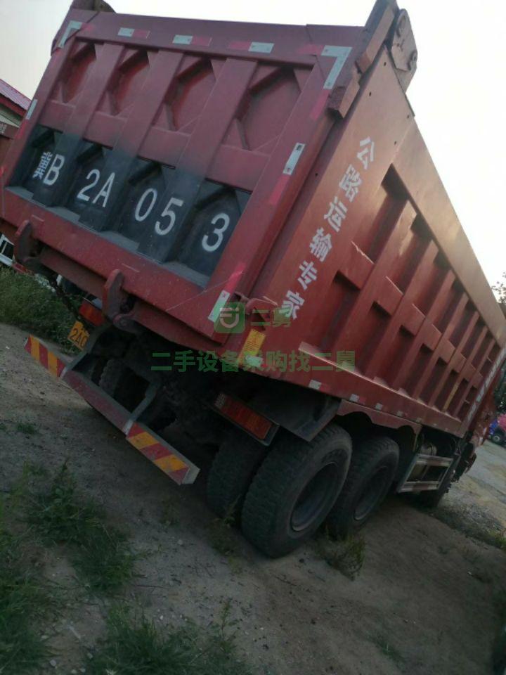 出售17年的國五歐曼后八輪自卸車