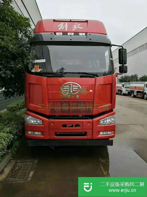 吉林出售二手解放前四后八油罐車 手續齊全