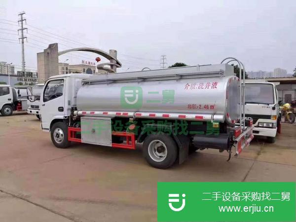 新疆出售二手藍牌洗井液運輸車
