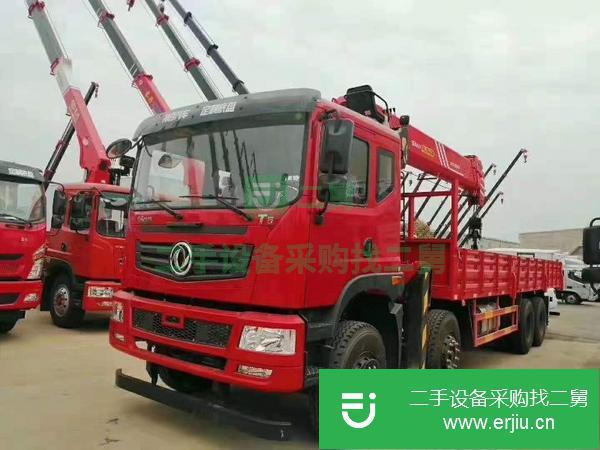 新疆出售二手東風T5前四后八三一14噸隨車吊