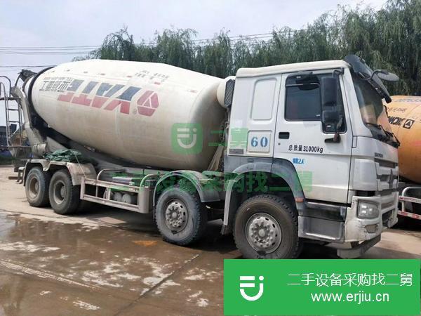 天津出售二手18年國五豪沃攪拌車大20方車長11.840米