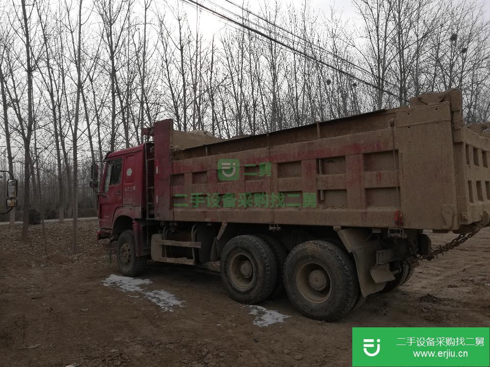 山東出售二手豪沃后八輪自卸車