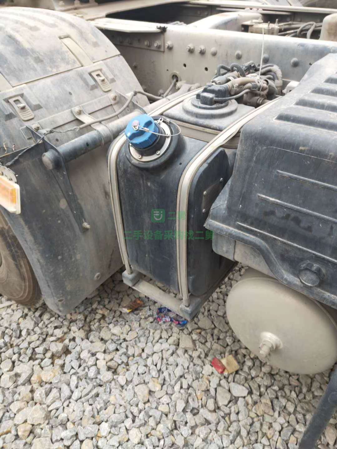 出售三一英杰版牽引車19年10月上戶，國(guó)五，雙驅(qū)輕體，500馬力