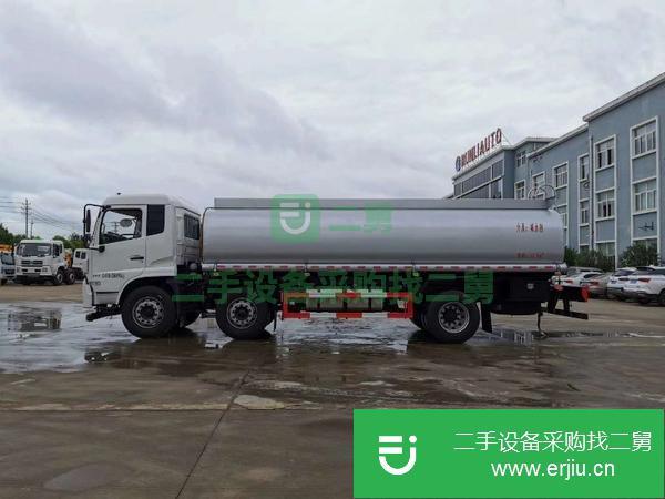 天津出售二手天錦小三軸20方油罐車