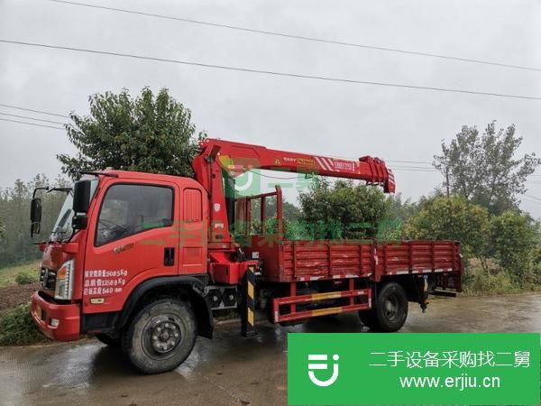 湖北出售二手東風御虎吊車，上裝三一7噸吊機