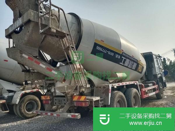 山東出售二手豪沃后八輪攪拌車