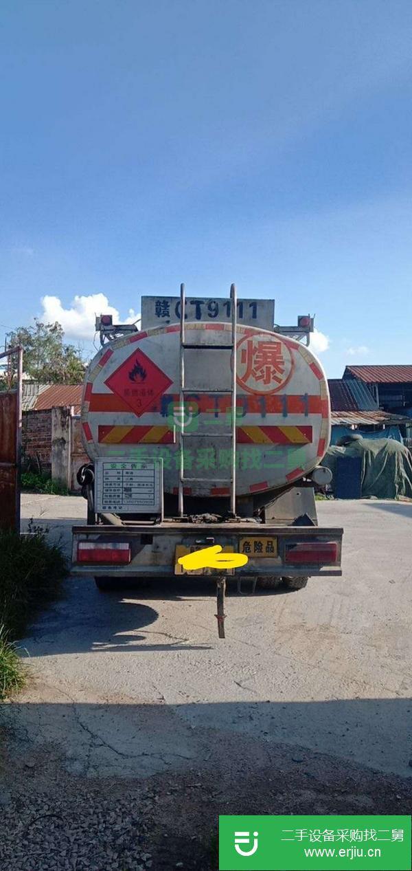 廣東出售二手八噸油罐車手續齊全