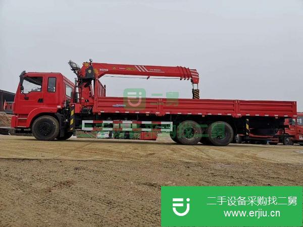 青海出售東風錦程前四后八吊車 上裝三一12噸吊機