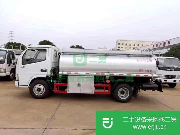 新疆出售二手藍牌洗井液運輸車
